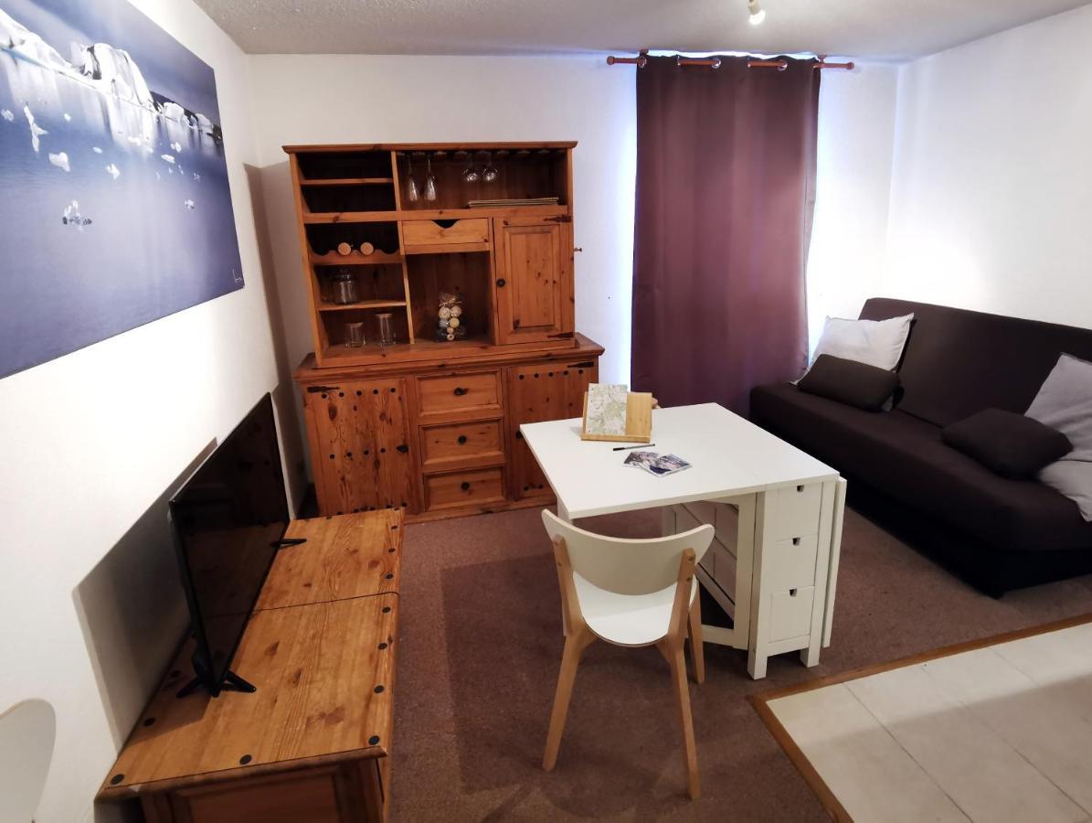 Grand studio 4 à 6 personnes, au pied des pistes Vars (Hautes-Alpes) Exterior foto