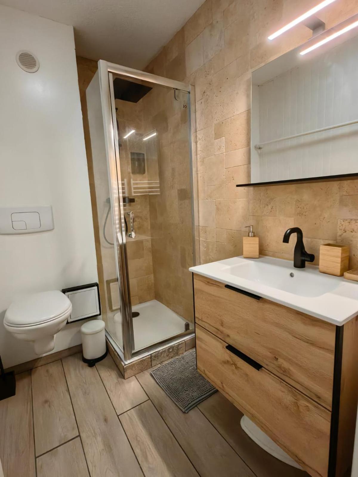 Grand studio 4 à 6 personnes, au pied des pistes Vars (Hautes-Alpes) Exterior foto